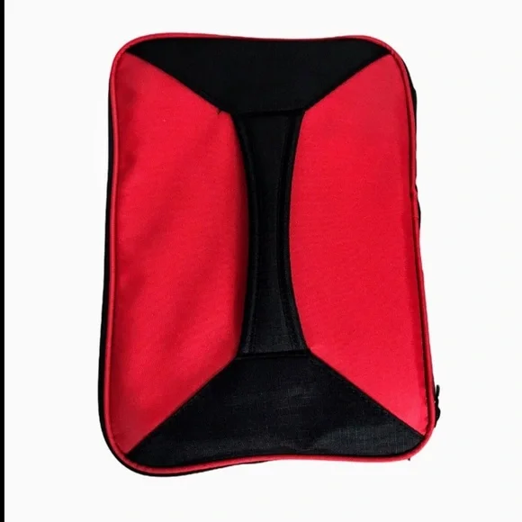 NWT Logo Brand Wisconsin Badgers 24-Can Cooler - Picture 9 of 14